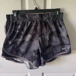 Nike Women's Gray Camo Athletic Shorts